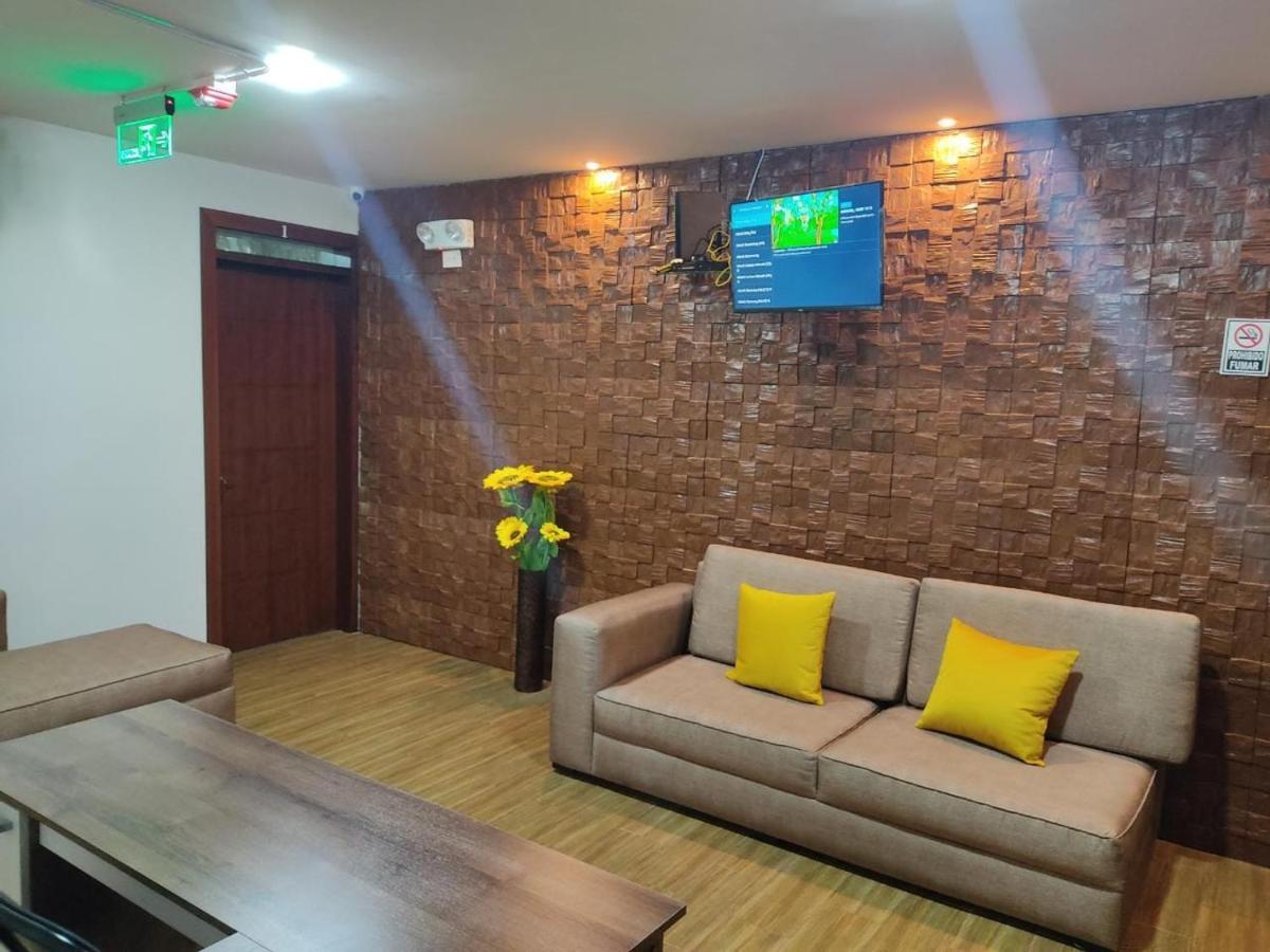 El Girasol Tababela Guest house *
